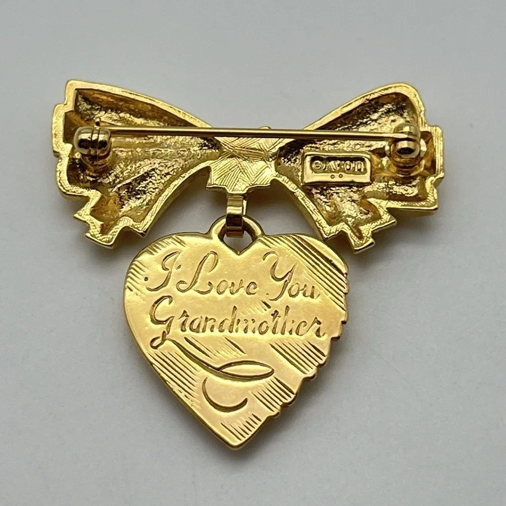 Vintage Avon I Love You Grandmother Brooch Heart And Bow‎ Pin Gold Tone